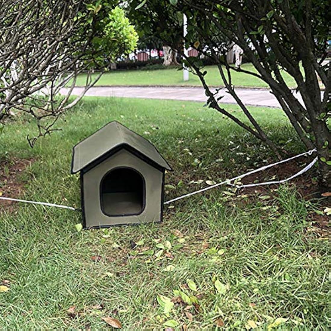DEECOZY Waterproof Outdoor Cat House – Foldable Weatherproof Pet Shelter