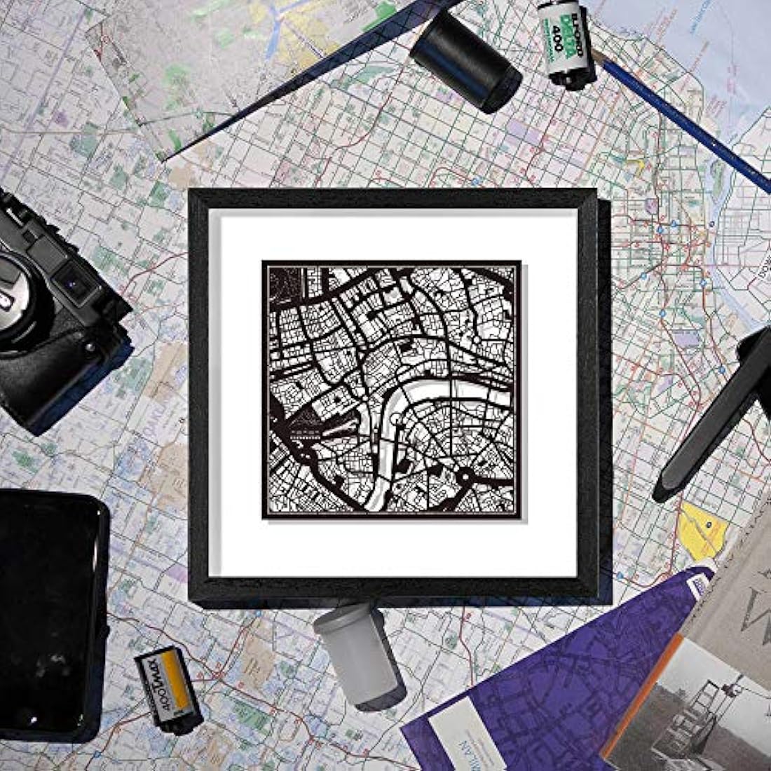 O3 Design Studio Cologne Marco de Papel para Mapas | Black Frame 9x9