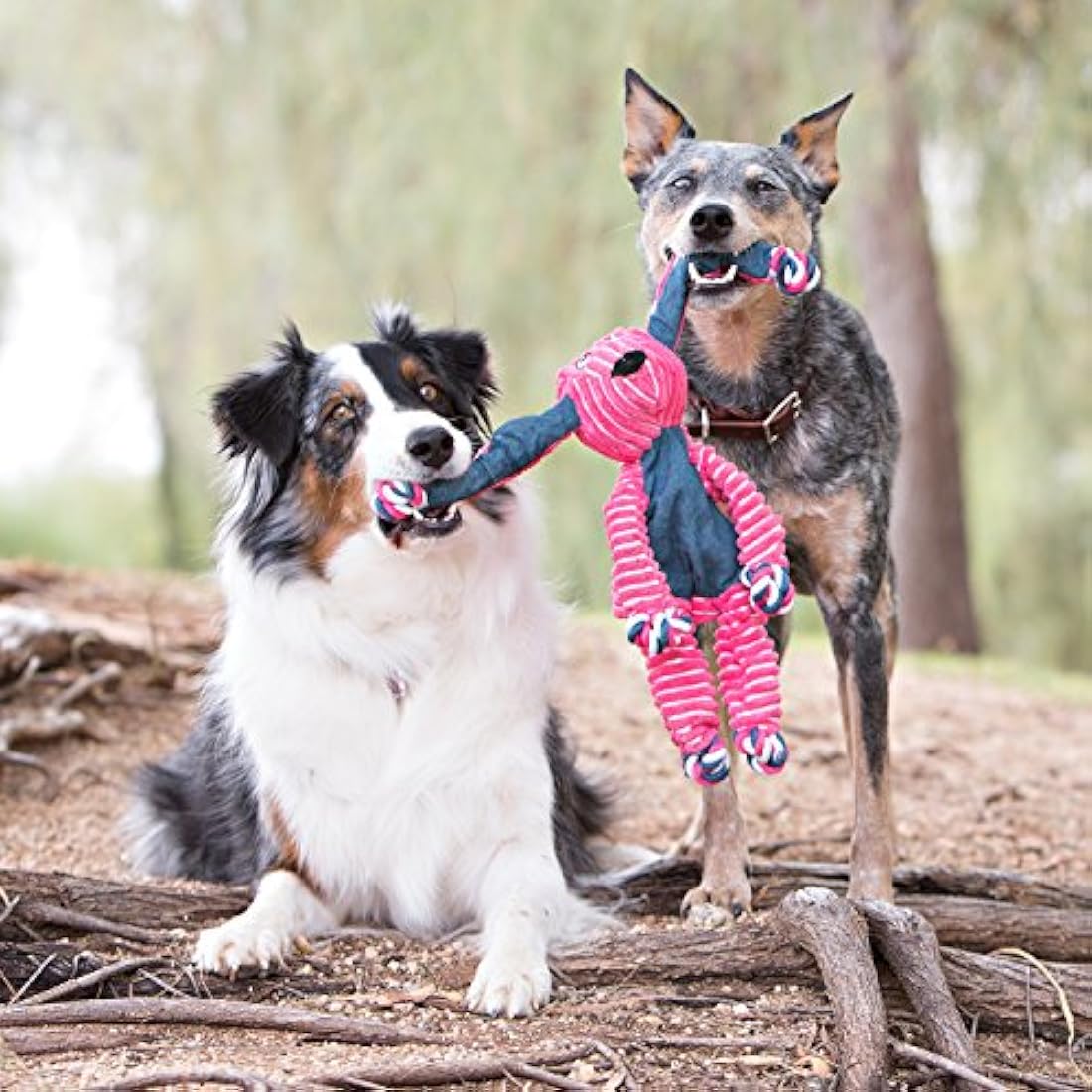 KONG Floppy Knots Fox Dog Toy – Internal Knotted Rope Squeaky Plush