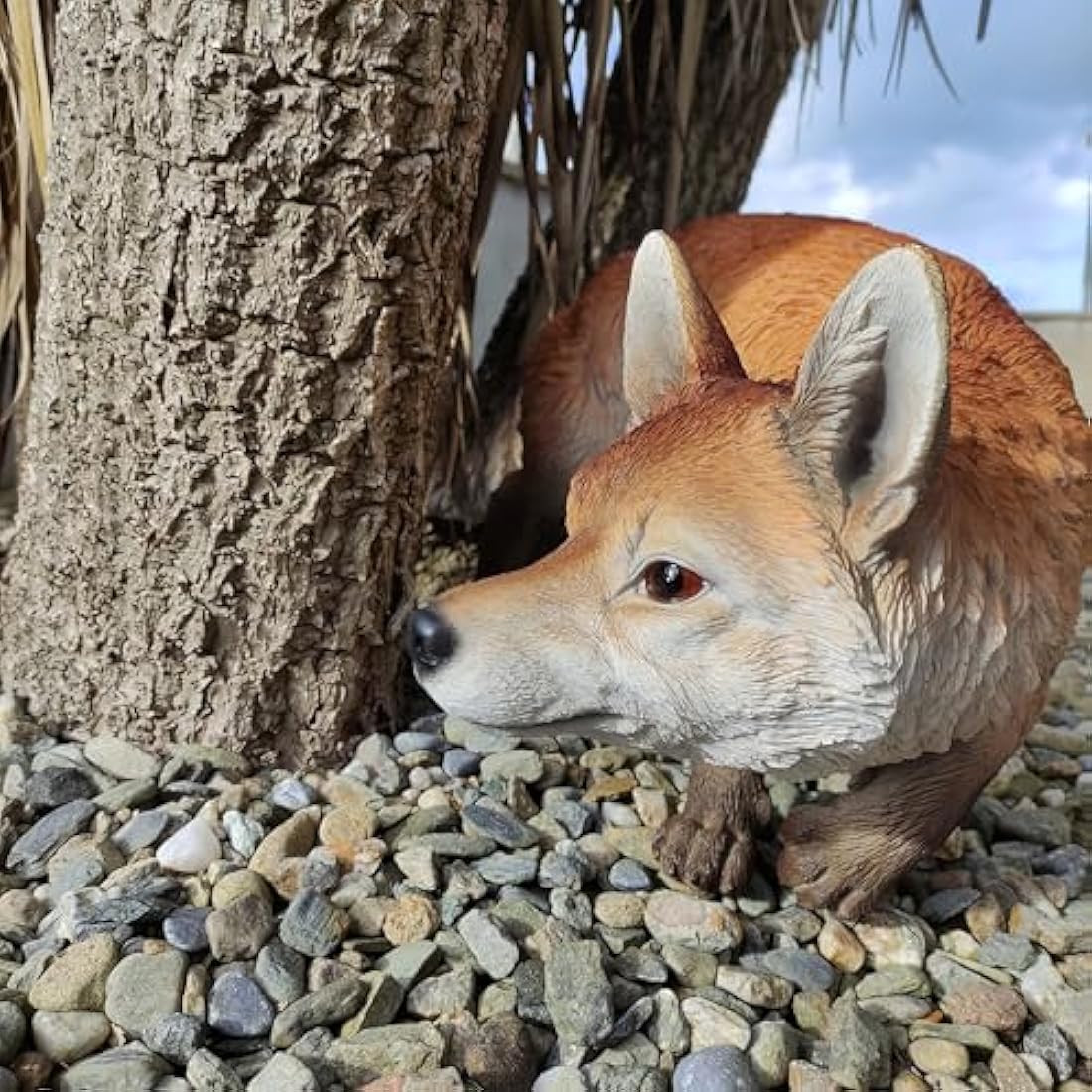 Jolof Store XL Prowling Fox Garden Ornament – Realistic Outdoor Sculpture
