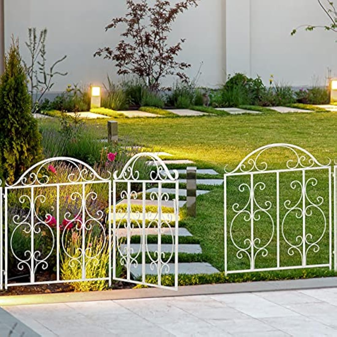 Relaxdays Ornate Steel Garden Gate – Vintage White Fence, 185 x 98.5 cm