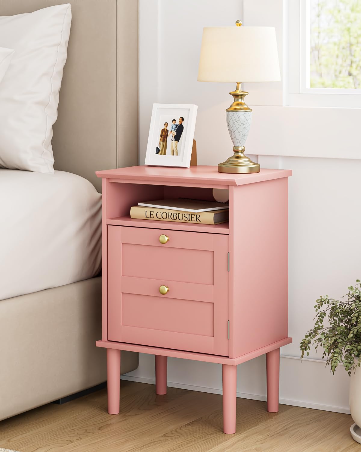 HEYZOEY Pink Wooden Bedside Cabinet - Farmhouse Side Table with Door