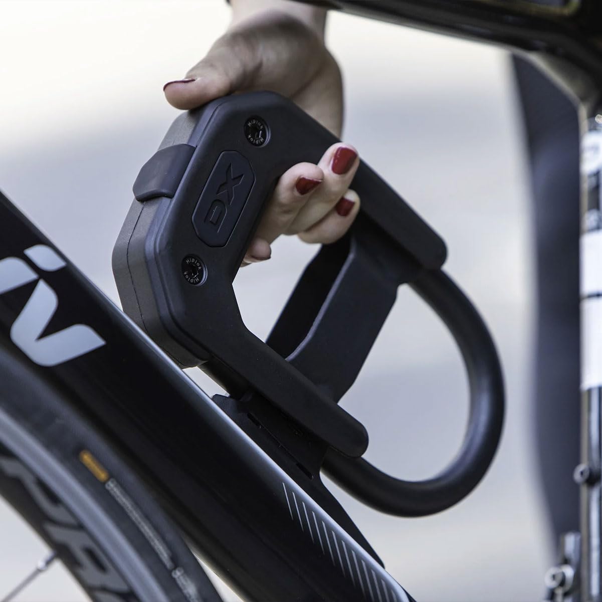 Hiplok DXF Bike D Lock | Sold Secure Gold Hardened Steel Lock with Bracket