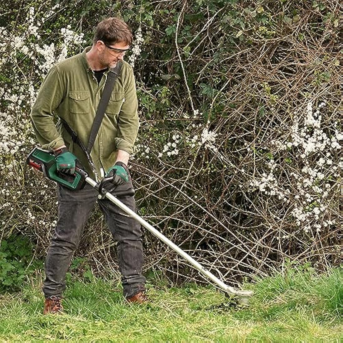 Bosch AdvancedBrushCut 36V-23-750 Cordless Brushless Brushcutter
