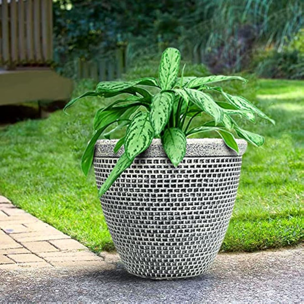 Round Cromarty Plant Pots - Antique Silver 25cm (Pack of 2)