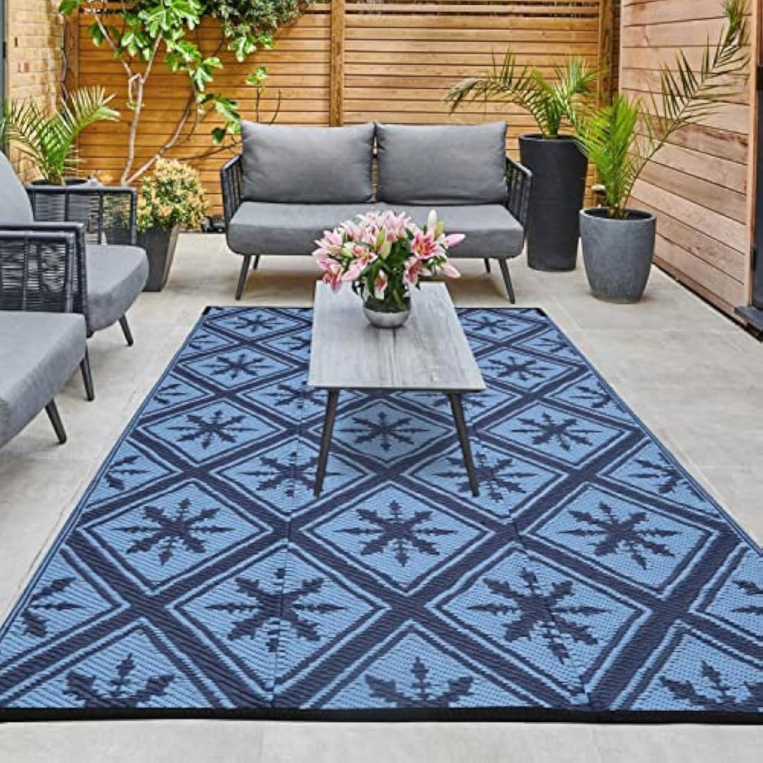 Enipate Outdoor Rug: 4x6ft Reversible Weatherproof Plastic Patio Mat