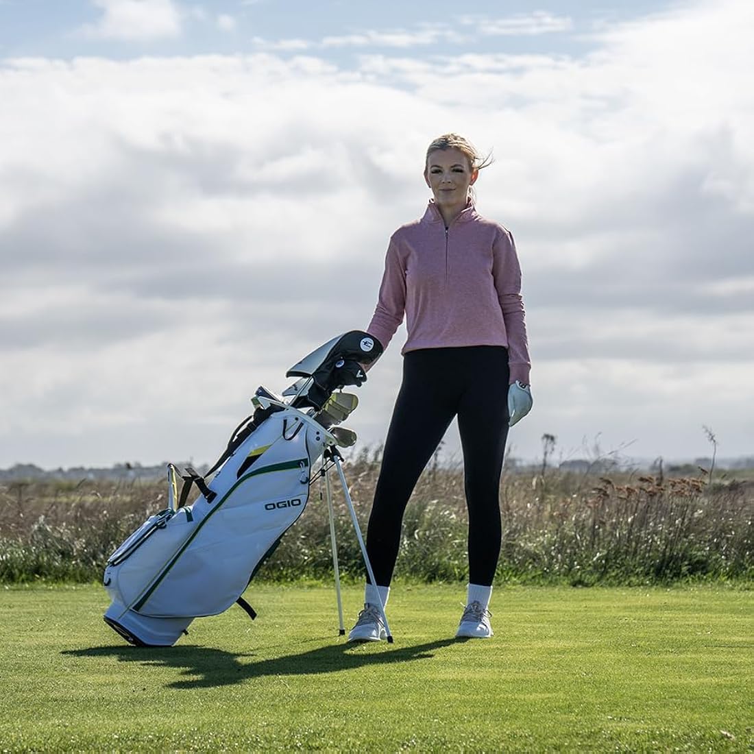OGIO Fuse Lightweight Nylon Golf Stand Bag – Magnolia Pink