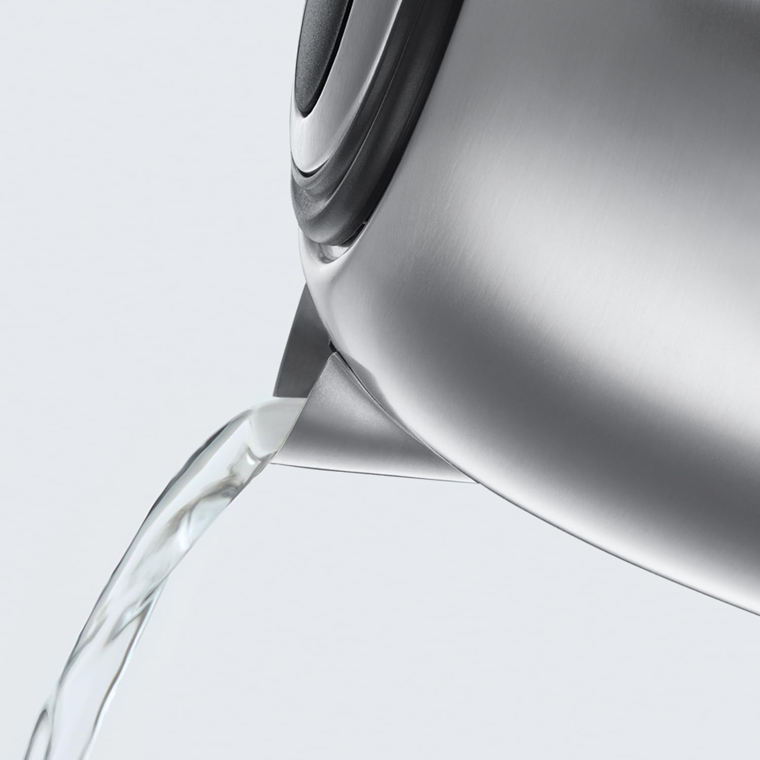 Russell Hobbs Electric Kettle – 1.7L Quiet Boil & Digital Control