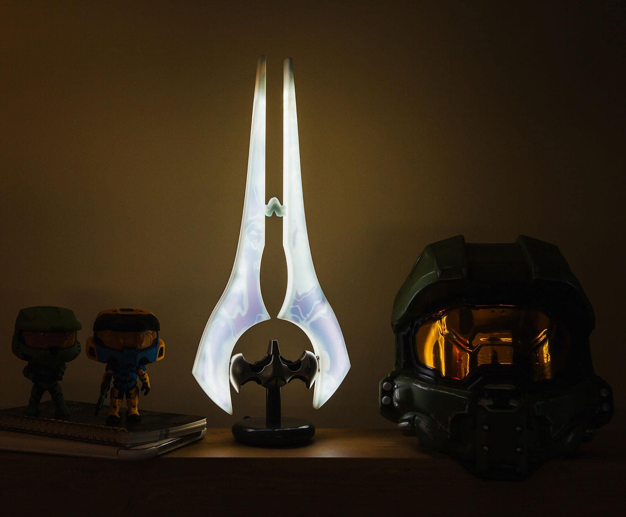 Ukonic Halo Energy Sword LED Desk Lamp – 14-Inch USB Gaming Collectible