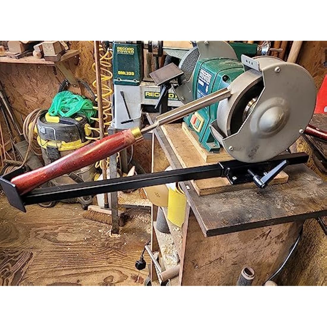 Woodturning Gouge Sharpening Jig for Bench Grinder