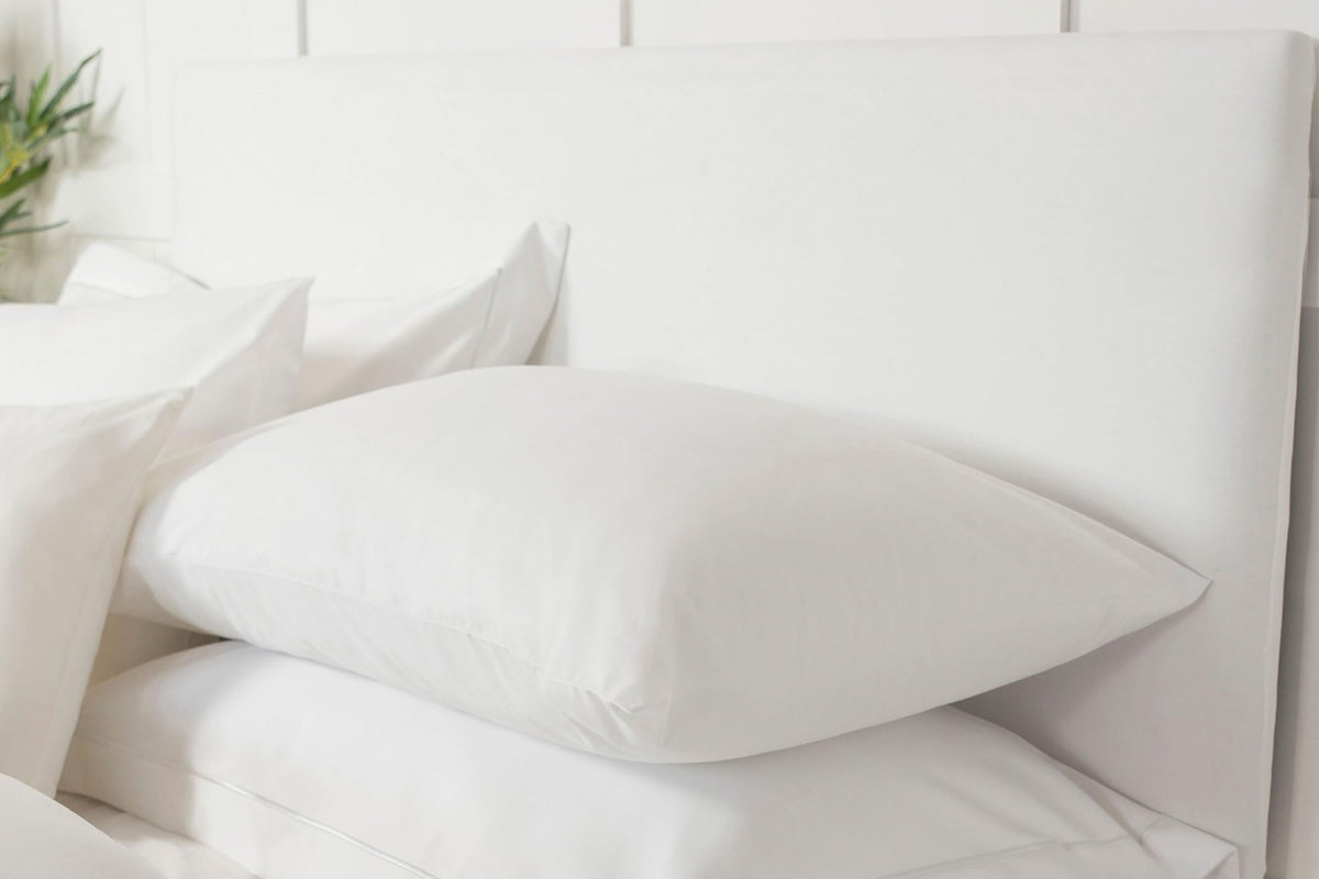 Belledorm Headboard Wrap - Transforms a drab looking Headboard - Luxury Faux Suede - 90cm Height White, Single