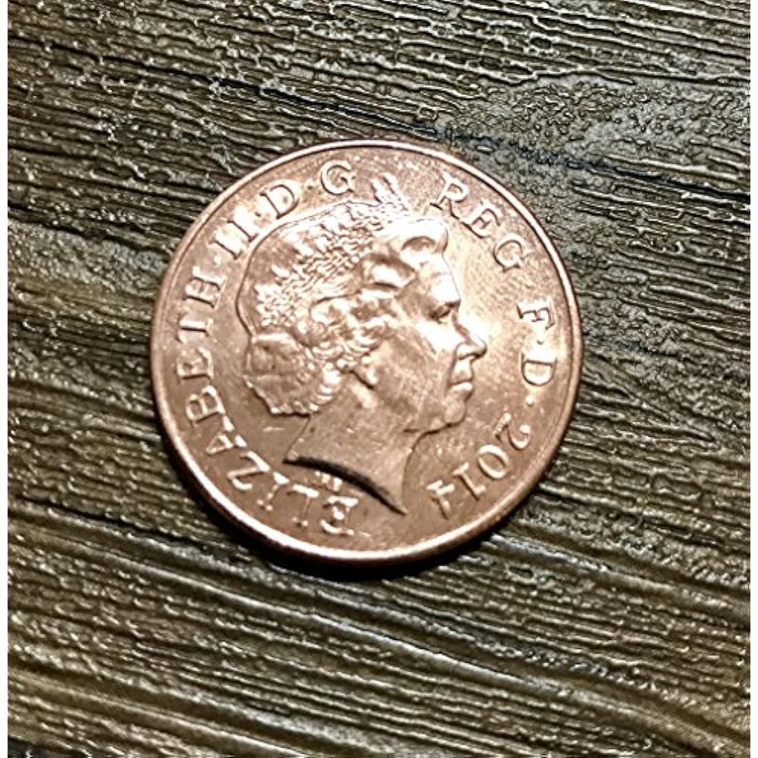 Coin Unique Magic Trick by Jolof Store – Vanishing 10p and 2p Set