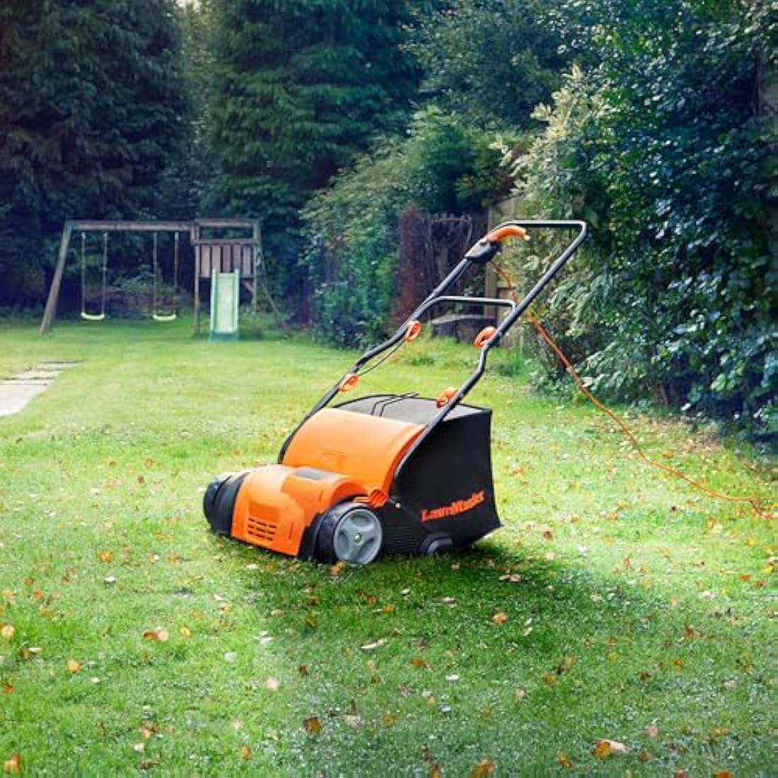 LawnMaster 1350W Electric Lawn Scarifier & Rake | 33cm Width, 40L Bag