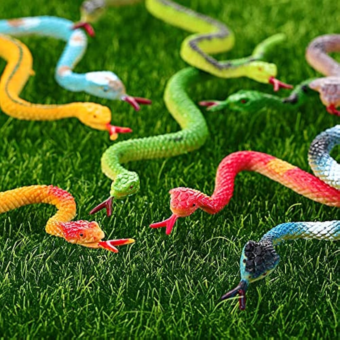 Realistic Rubber Snakes – 24 Pack Fake Snake Prank Toys