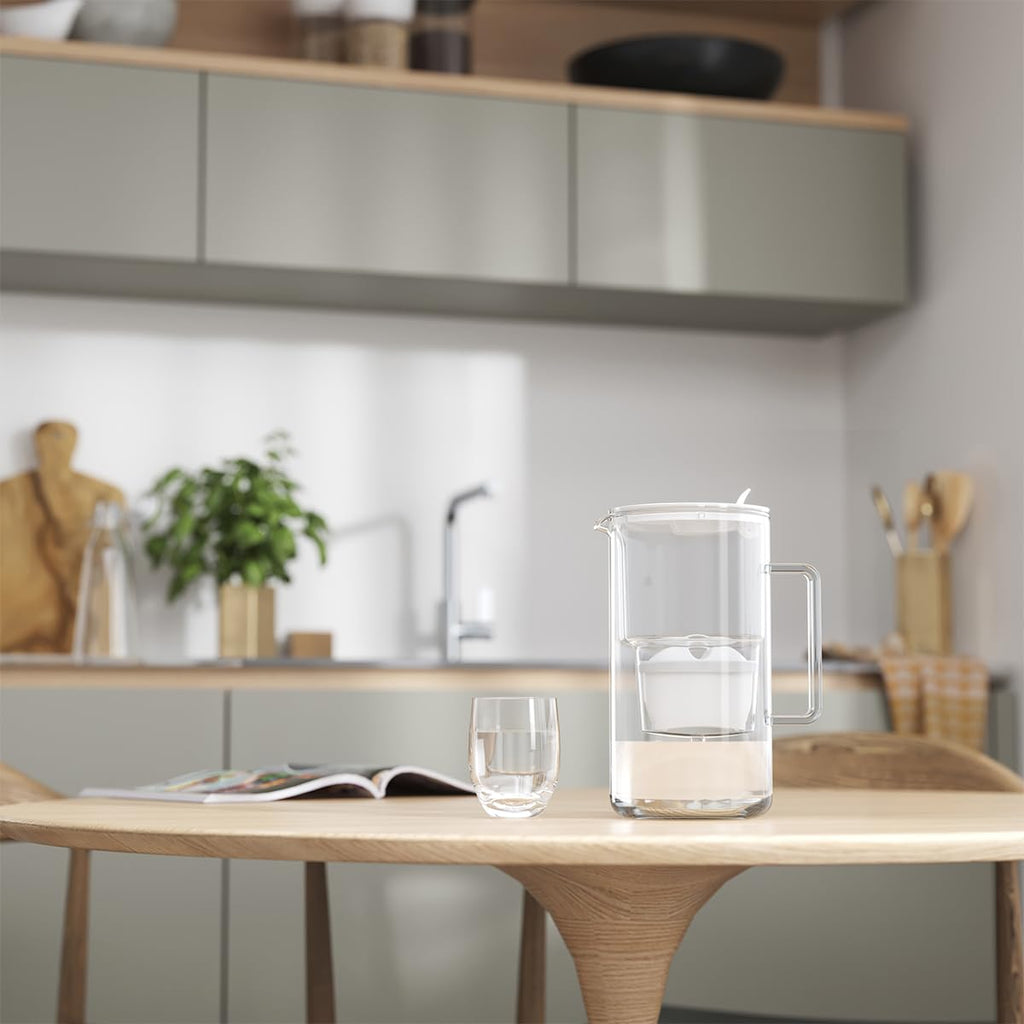 Aquaphor Glass Water Filter Jug – 2.5L White Carafe with Maxfor+ Filter