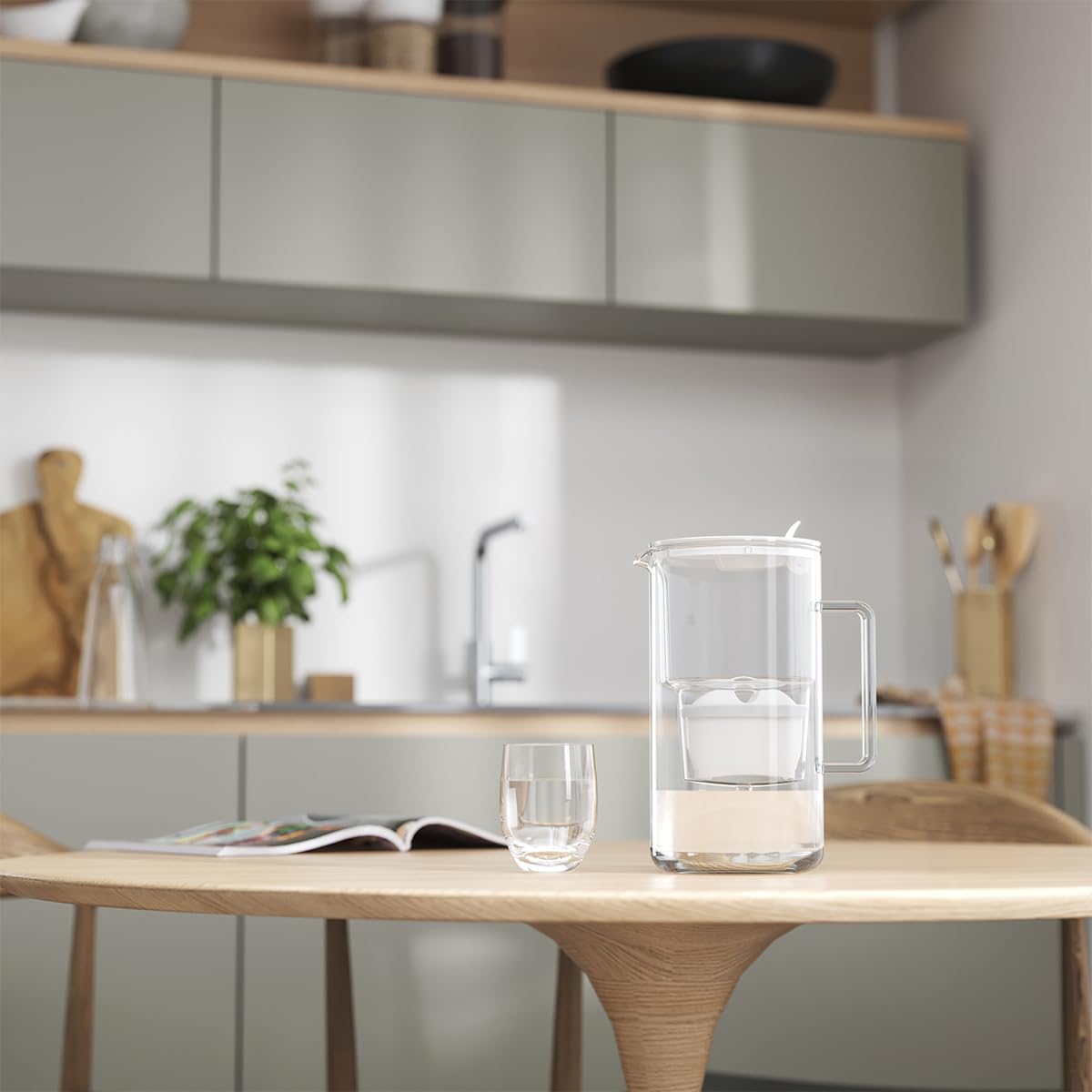 Aquaphor Glass Water Filter Jug – 2.5L White Carafe with Maxfor+ Filter