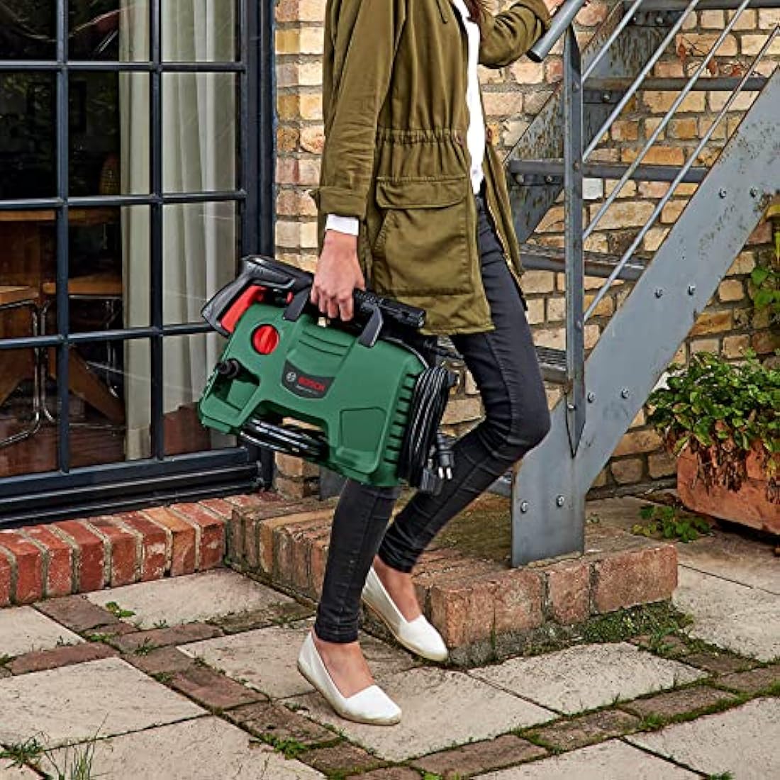 Bosch EasyAquatak 120 High Pressure Washer – 1500W Power Cleaner