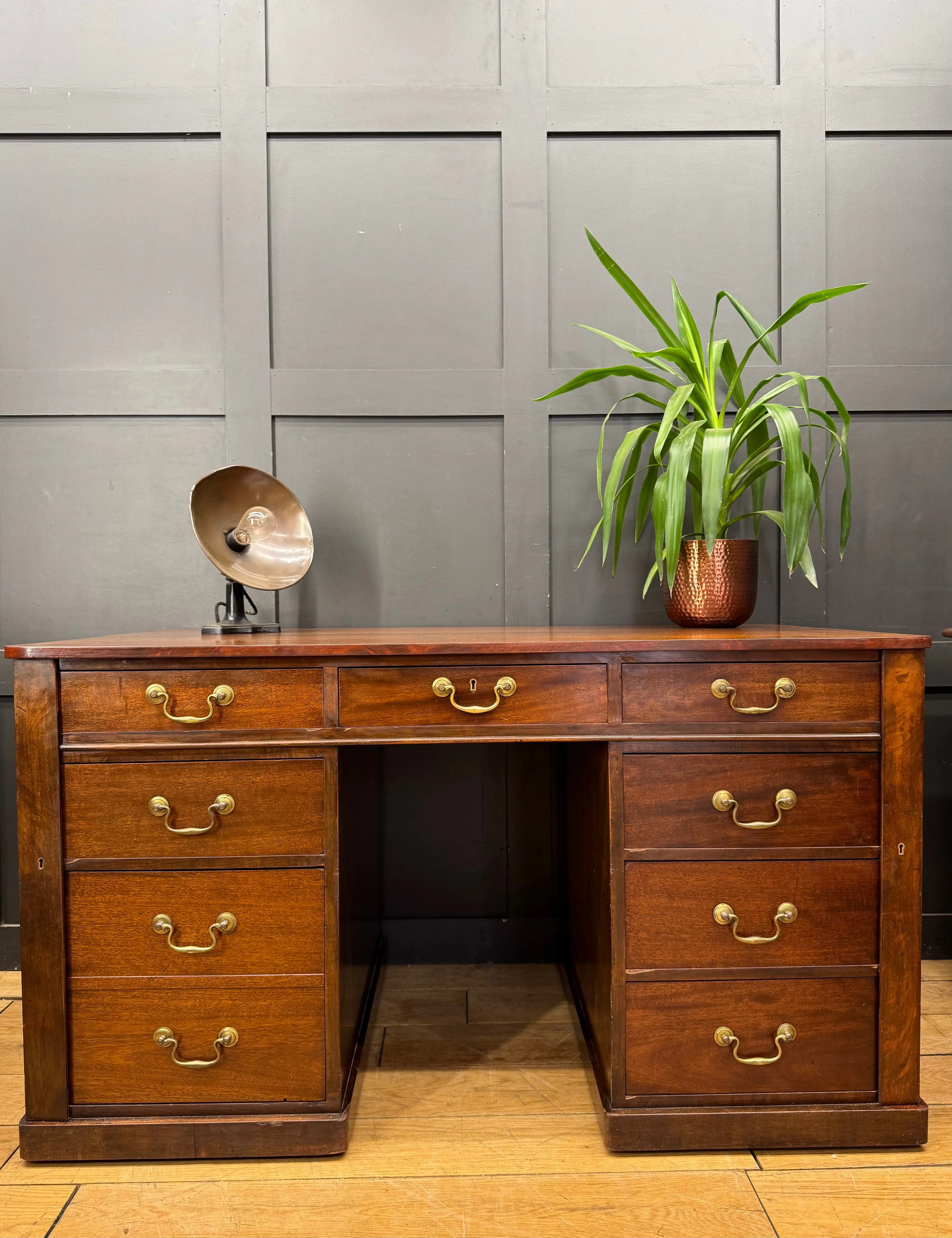 Antique Mahogany Twin Pedestal Desk Kneehole Writing Office Desk Computer Desk