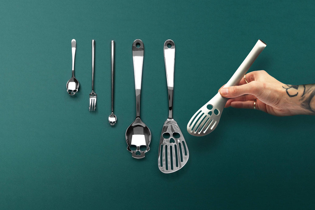 Kate's Clothing Skull Kitchen Spatula – Gothic Stainless Steel Turner