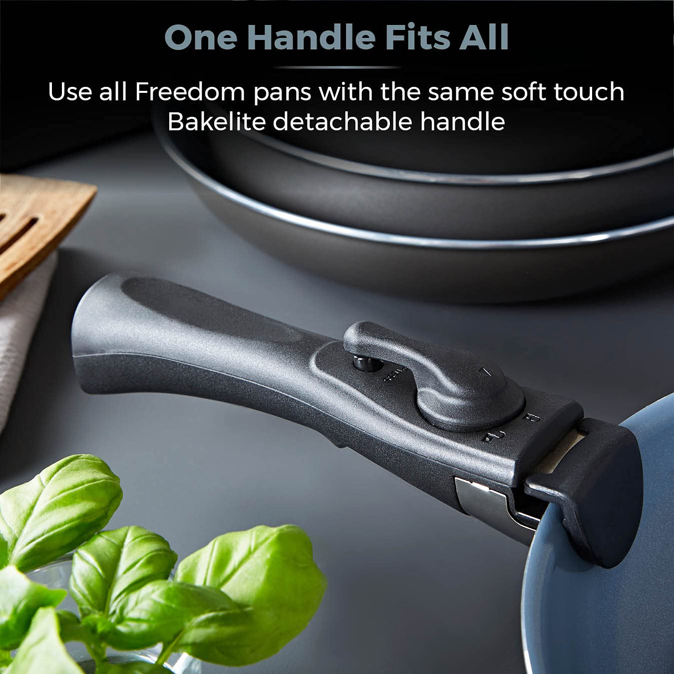 Tower Freedom 7 Piece Non-Stick Cookware Set with Detachable Handle