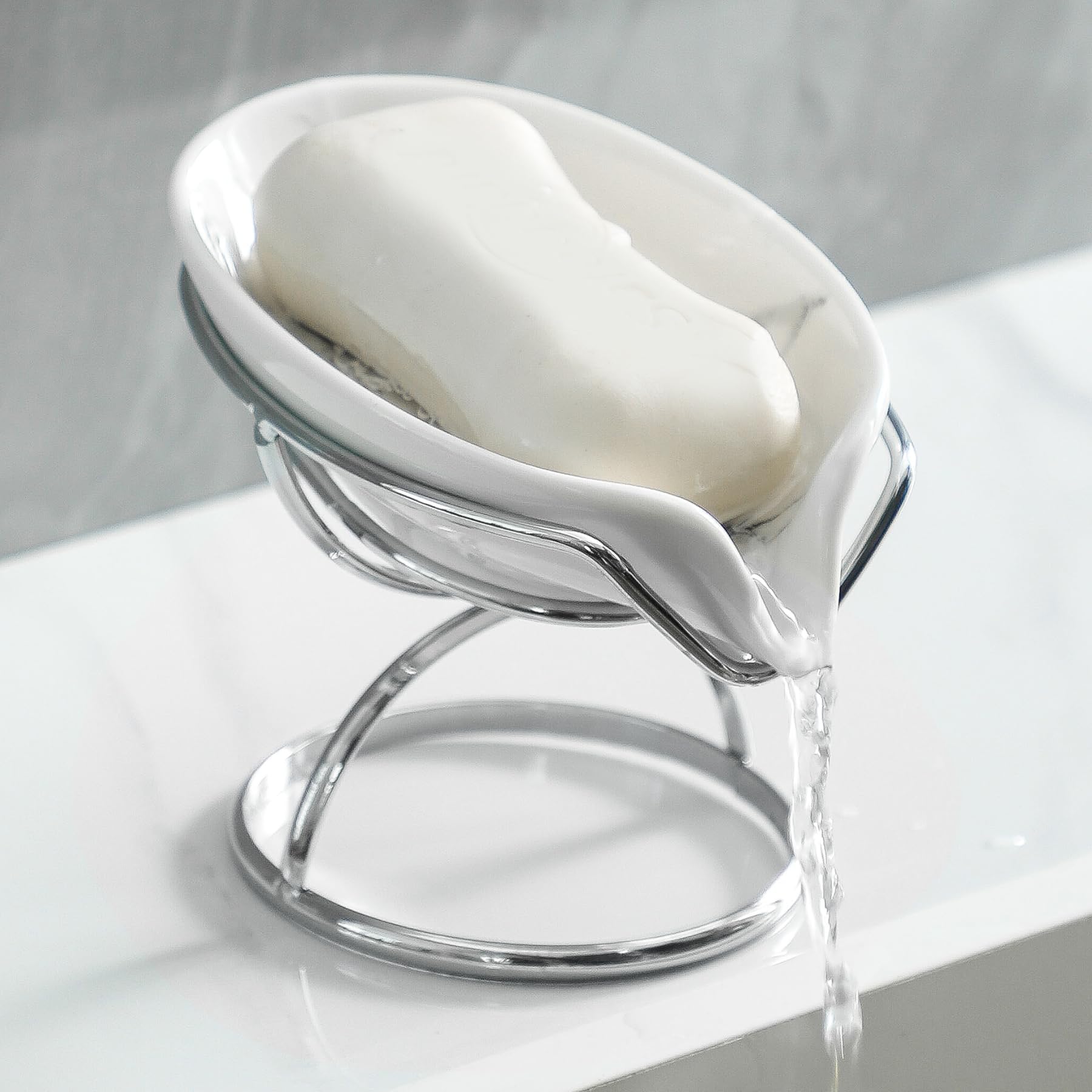 Dobbyby Ceramic Leaf Soap Dish – Self-Draining Bar Soap Holder for Shower