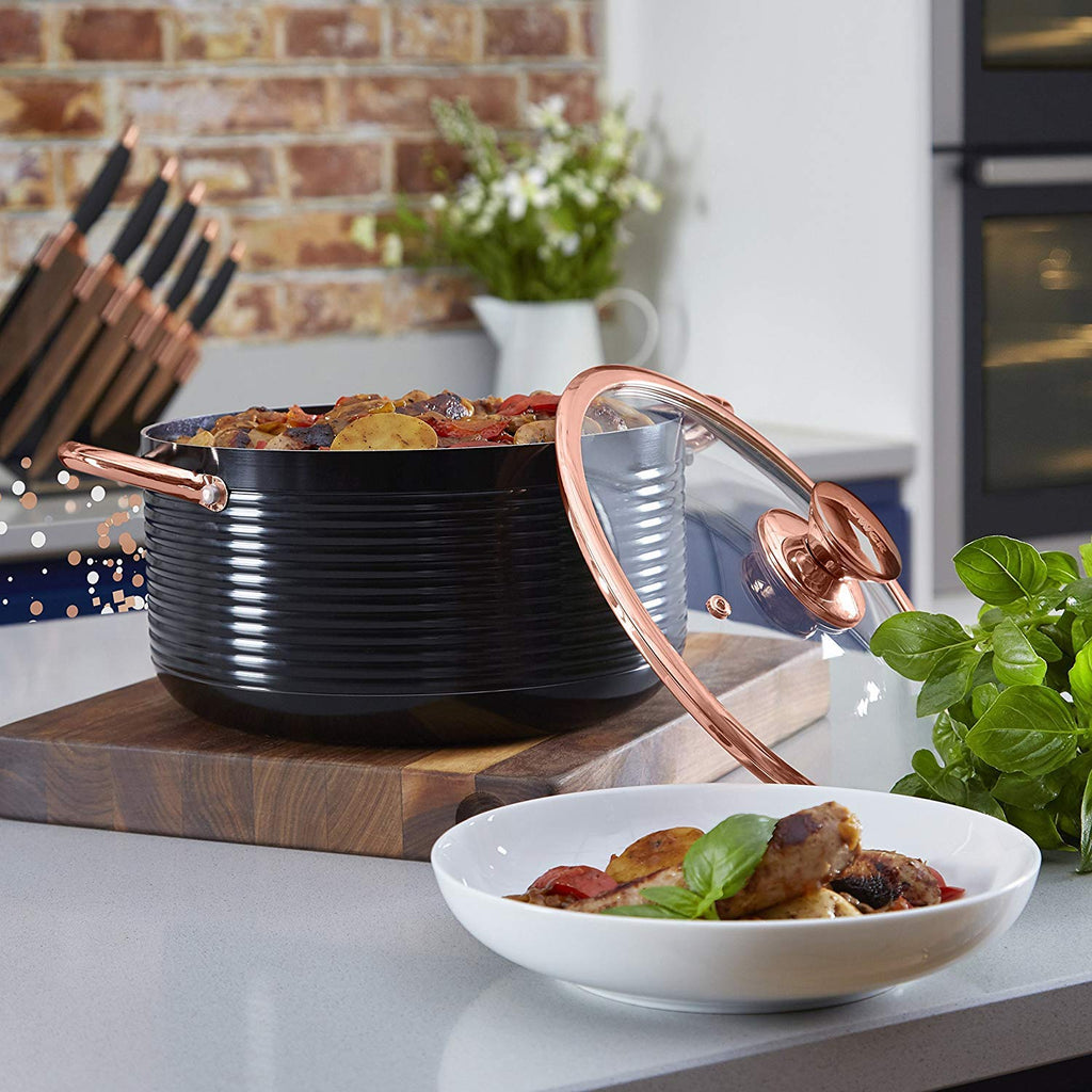 Tower Linear Casserole Dish with Lid | Non-Stick Aluminium, 4L - Rose Gold