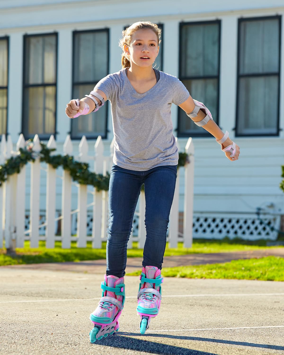 Sportneer Adjustable Inline Skates for Children | 8 LED Wheels & Gear Set