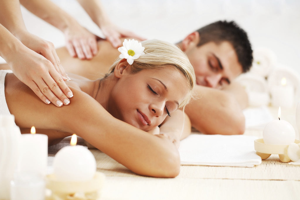 Buyagift Relaxation Experience Gift Box for 2: 995+ UK Spa Days