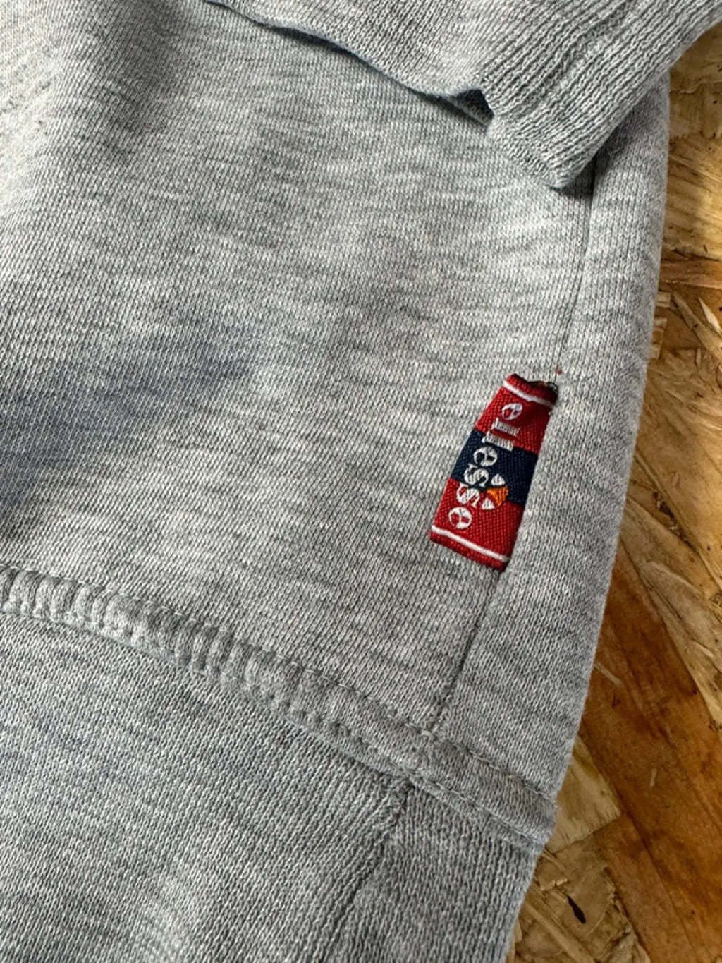 Vintage 90s Ellesse Grey Spell Out Jumper Top Sweater Unisex Men’s Womens Medium