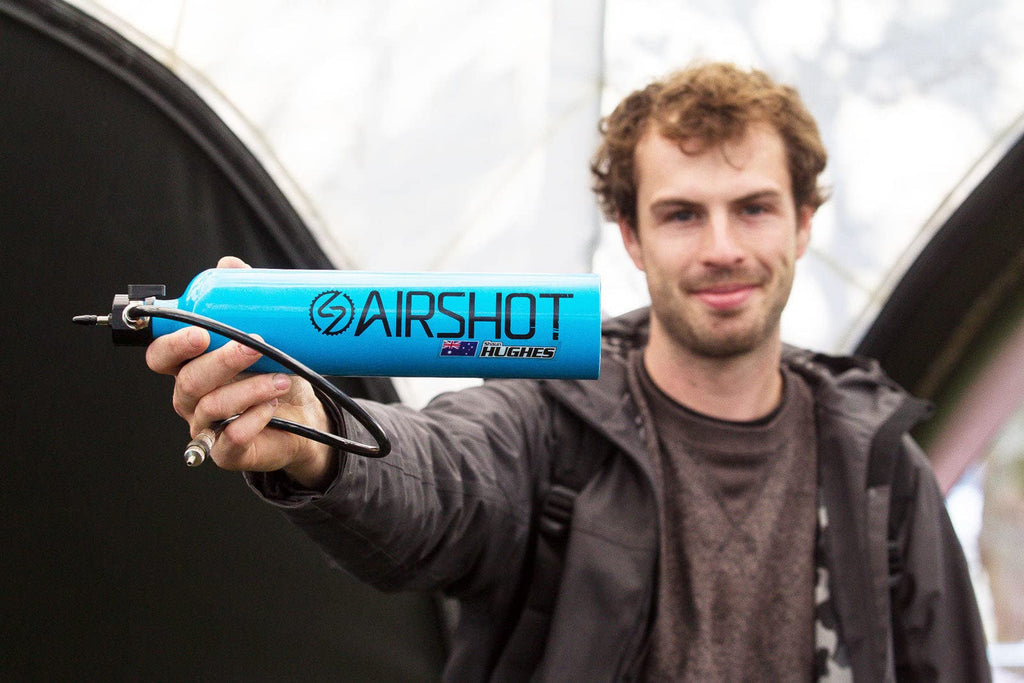 Airshot Tubeless Inflator Tank for Bicycle Tires – Blue, 30oz Capacity