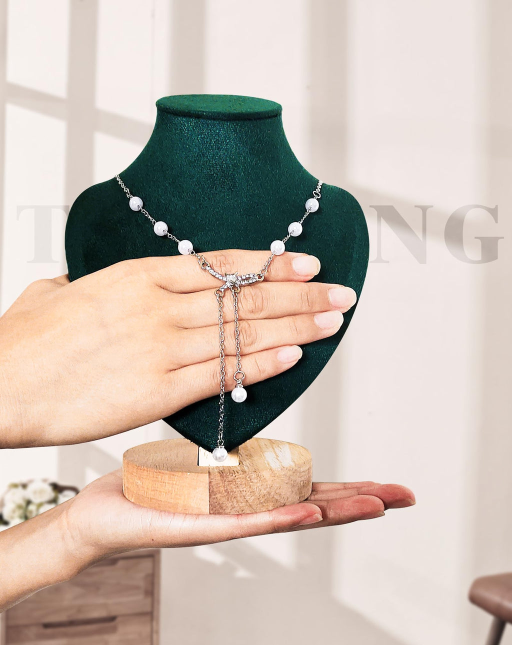 TINGSING Velvet Necklace Display Stand Jewelry Bust Display Stands - image 5
