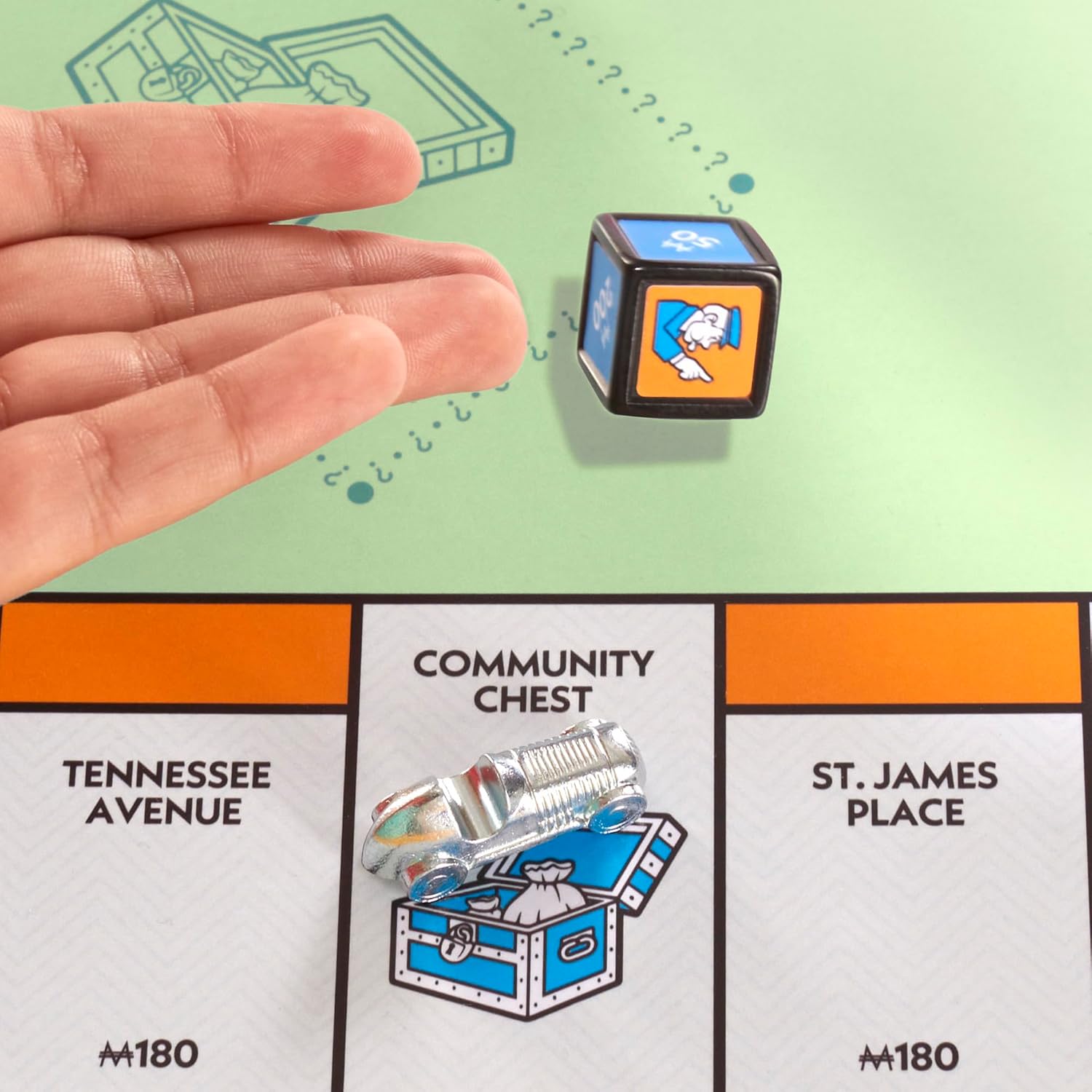 Snaps Monopoly Classic Board Game – Family Strategy Game with 8 Tokens