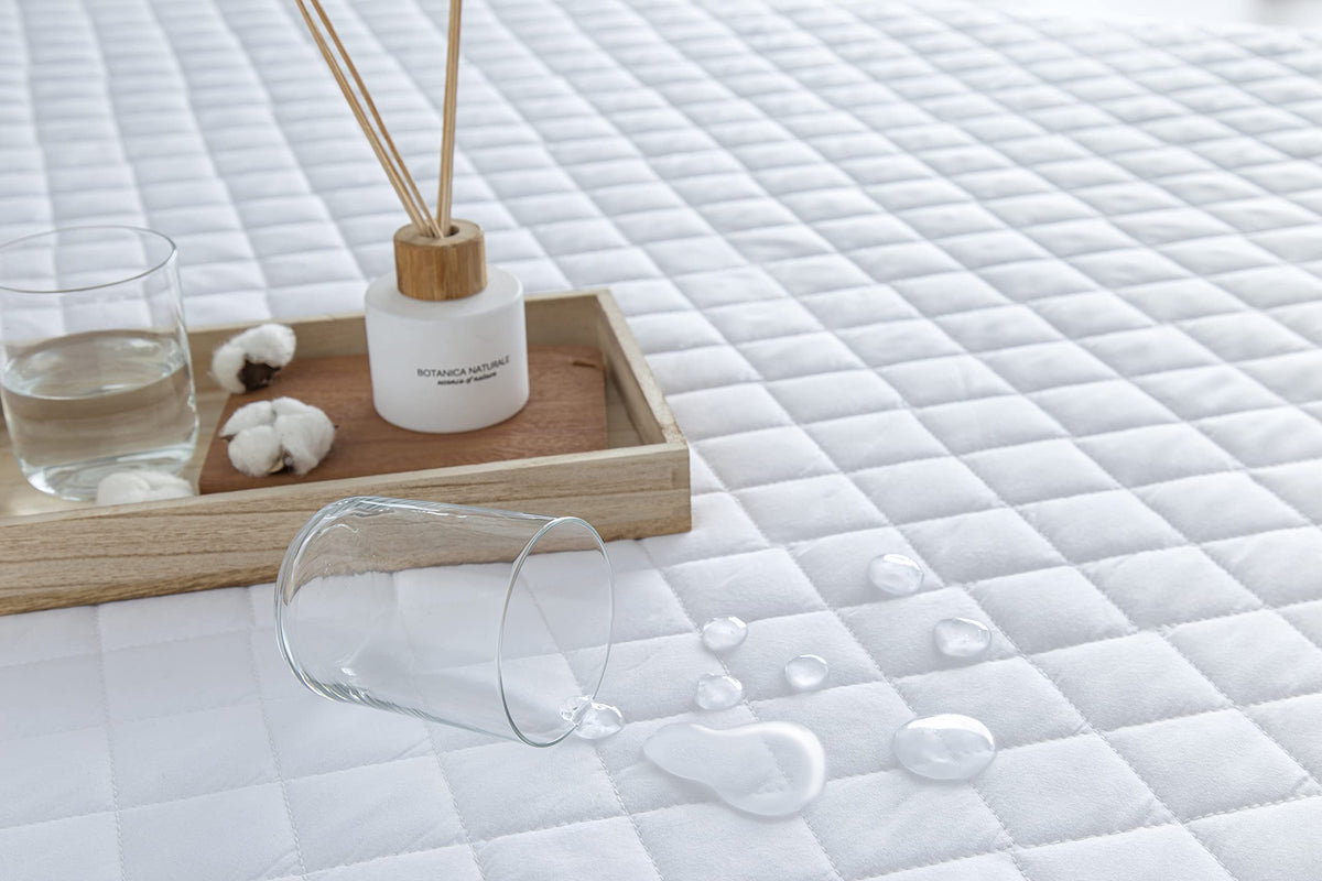 Todocama Mattress Protector, Anti Dust Mite Padding, Breathable, Waterproof and Hygienic Bed 140 x 190/200 cm