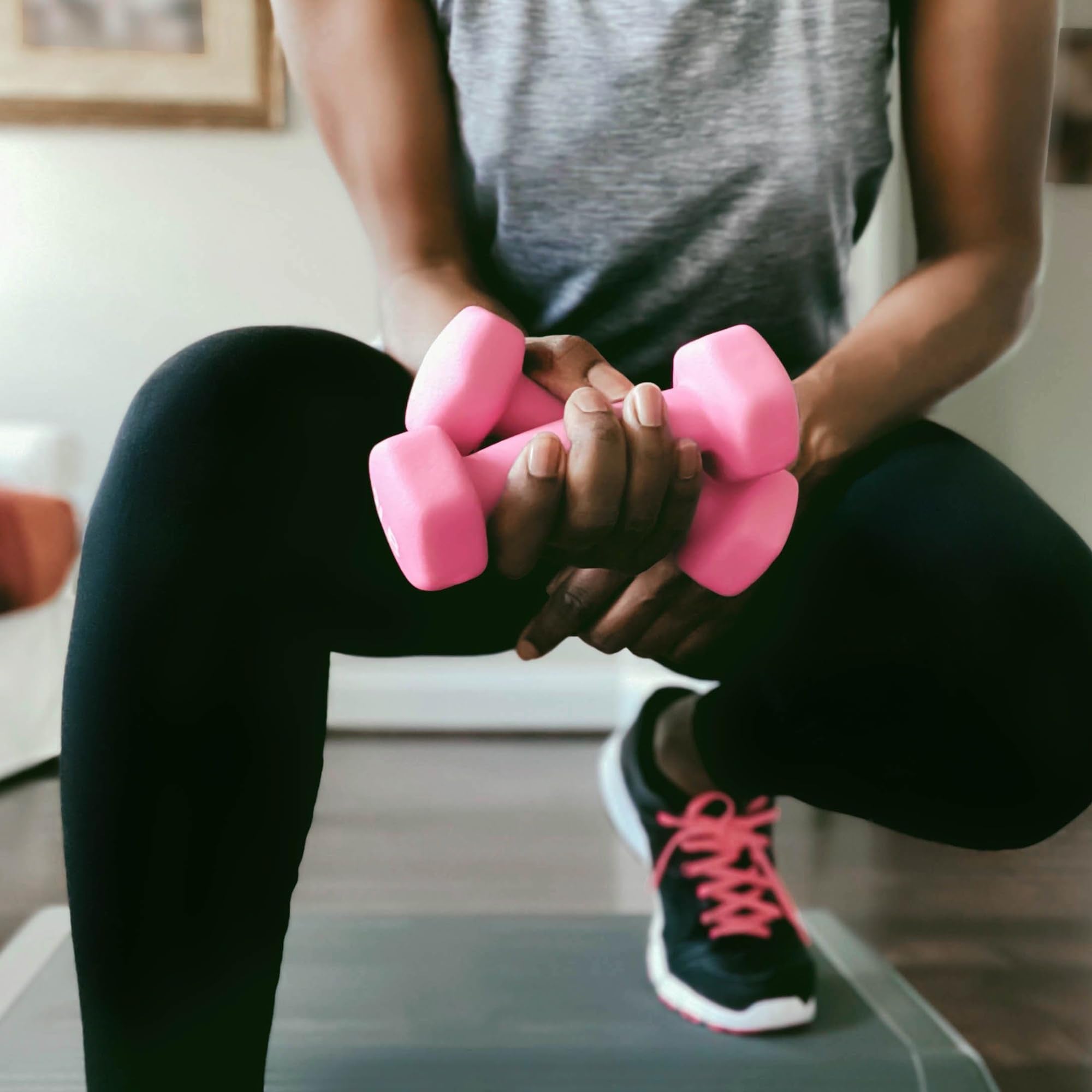 Jolof Store Vinyl Coated Cast Iron Dumbbell Hand Weights Set - 4kg