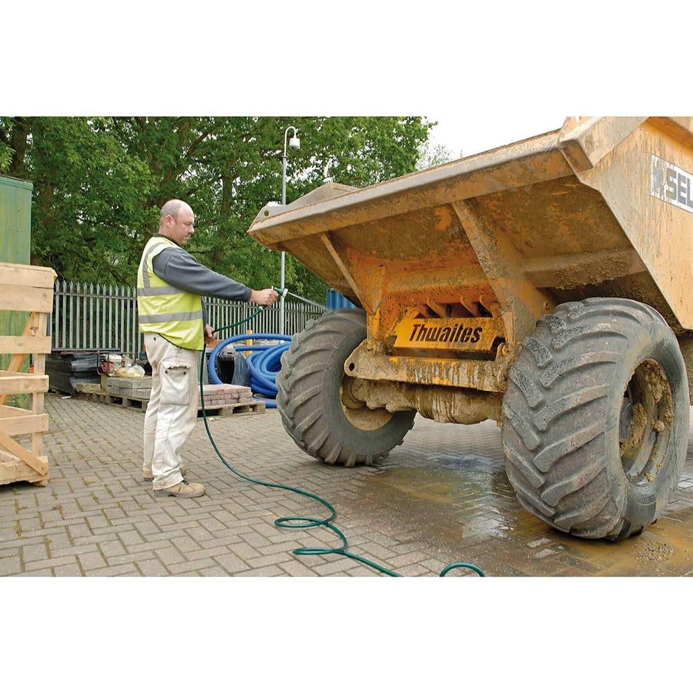 Draper 30m Garden Hose and Spray Gun Kit | Heavy Duty Reinforced PVC