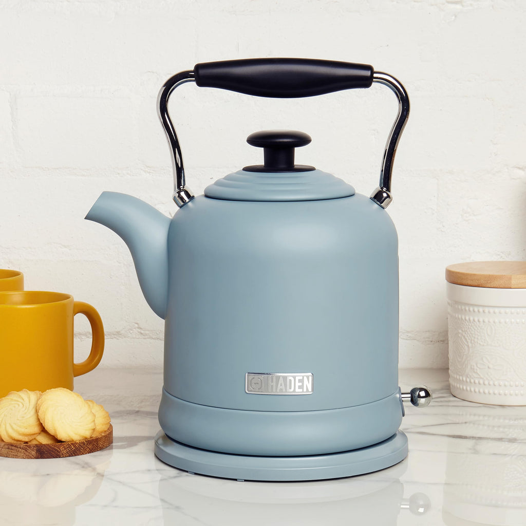 Haden Highclere Electric Kettle – 1.5L Retro Stainless Steel, 3000W Blue