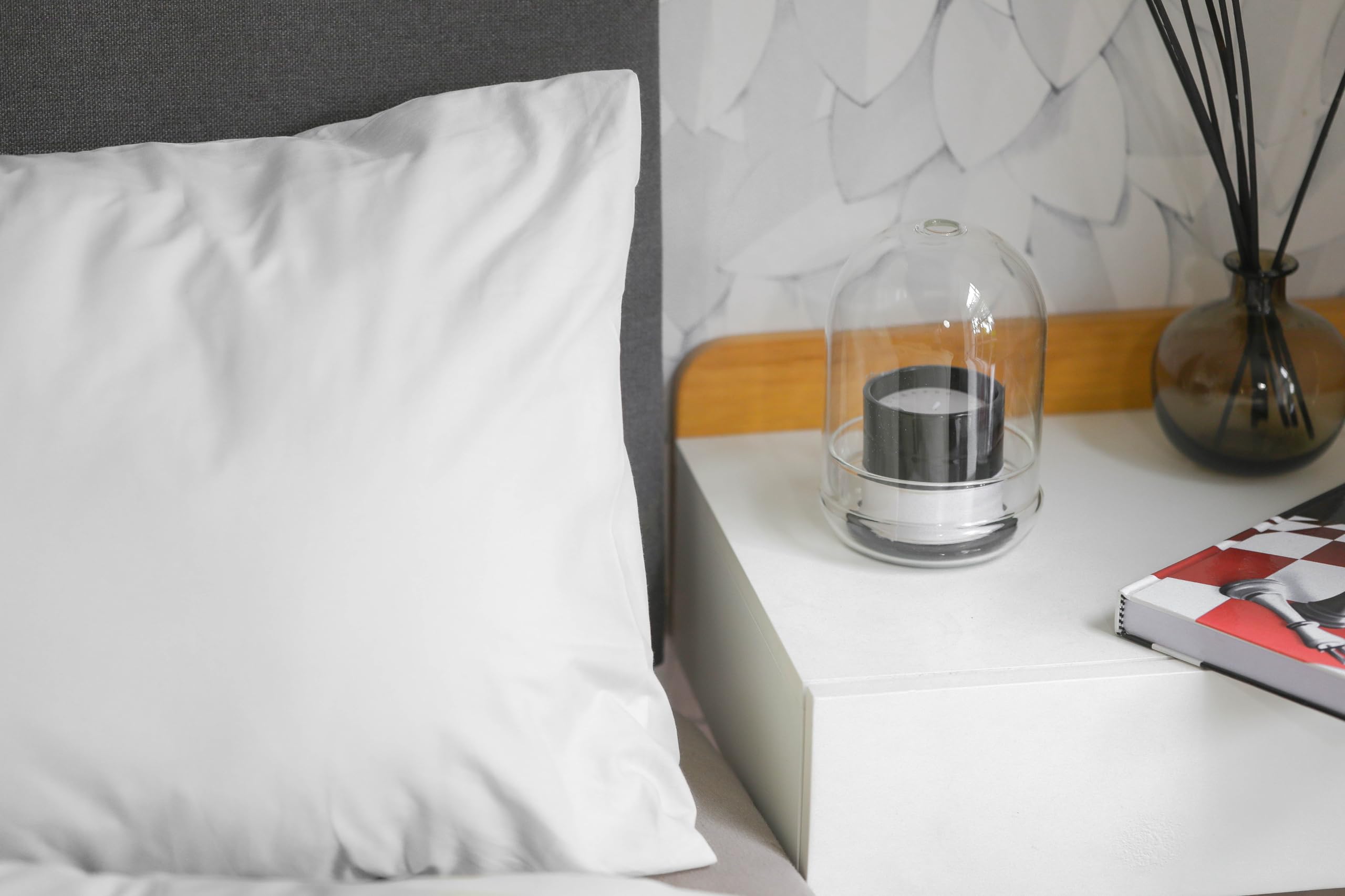lekka Double Duvet Cover Set – White Easy-Iron Zip-Around Bedding