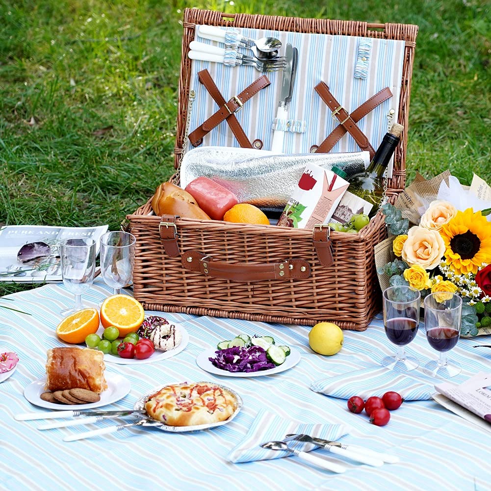 HappyPicnic Wicker Picnic Basket Set for 4 – Willow Hamper with Cooler
