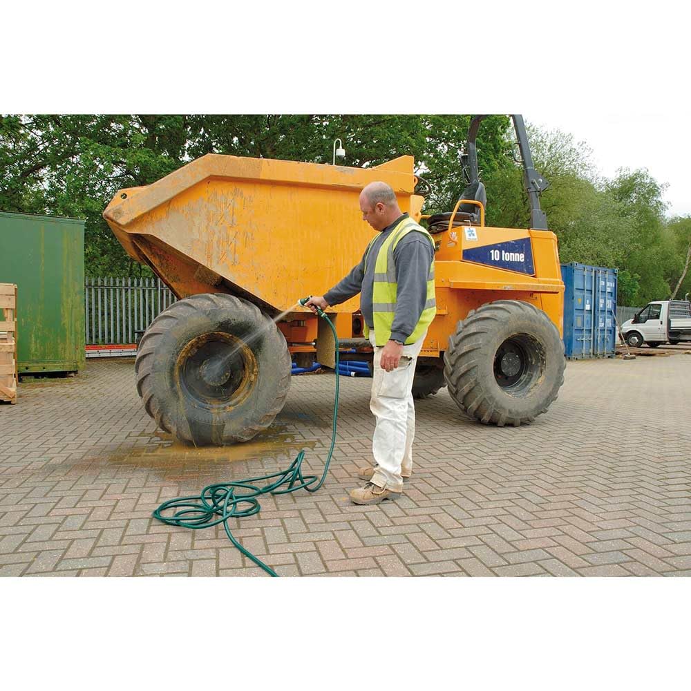 Draper 30m Garden Hose and Spray Gun Kit | Heavy Duty Reinforced PVC