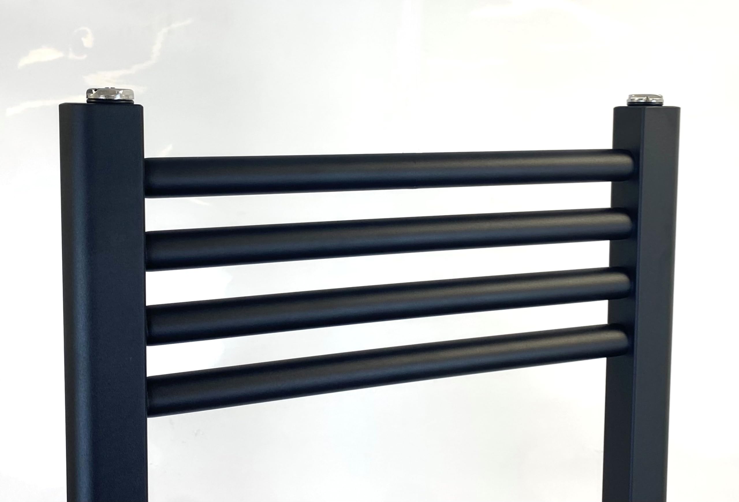Greened House Milano Black Heated Towel Rail | 400x800mm Steel Radiator