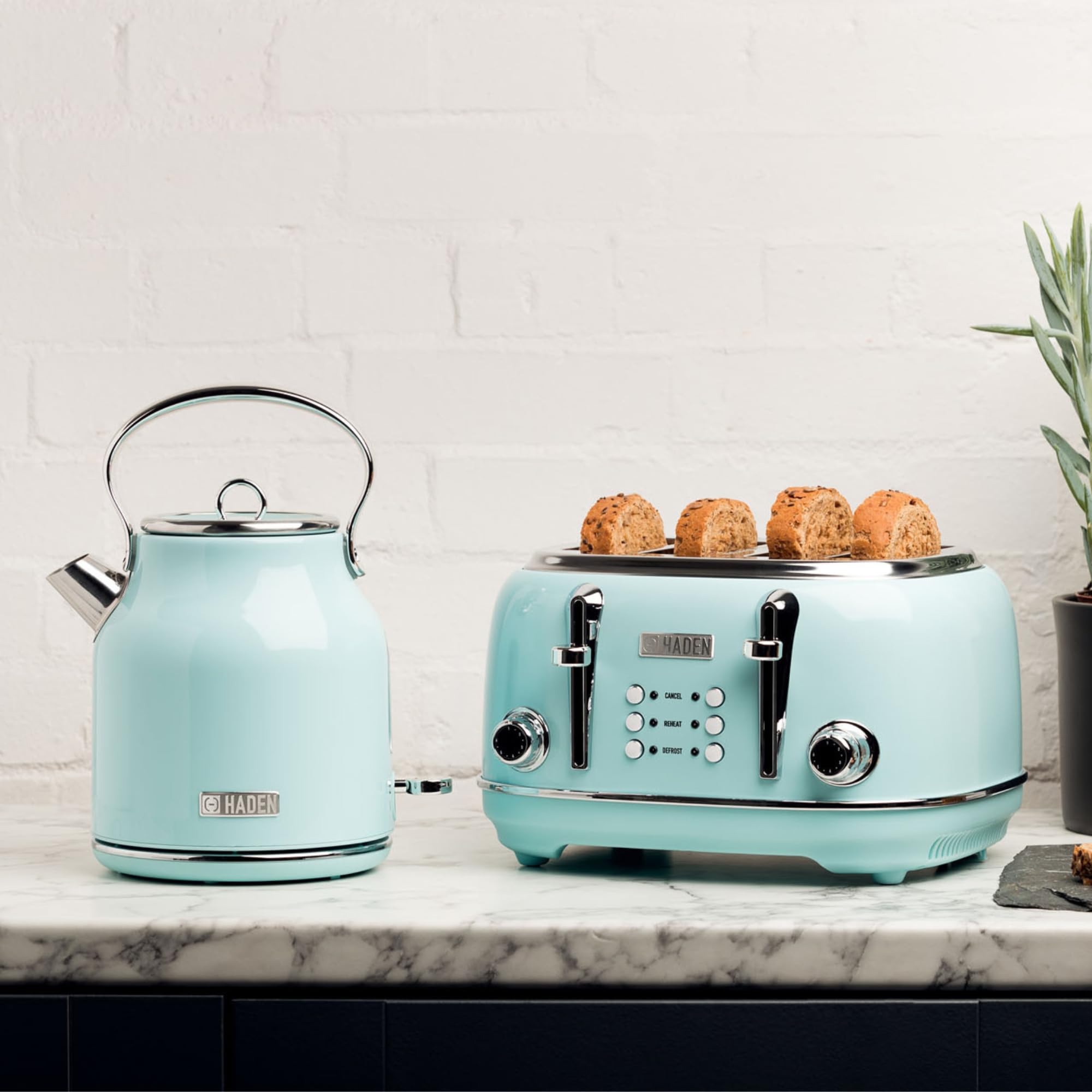 Haden Heritage Retro Electric Kettle – 1.7L Stainless Steel – Blue