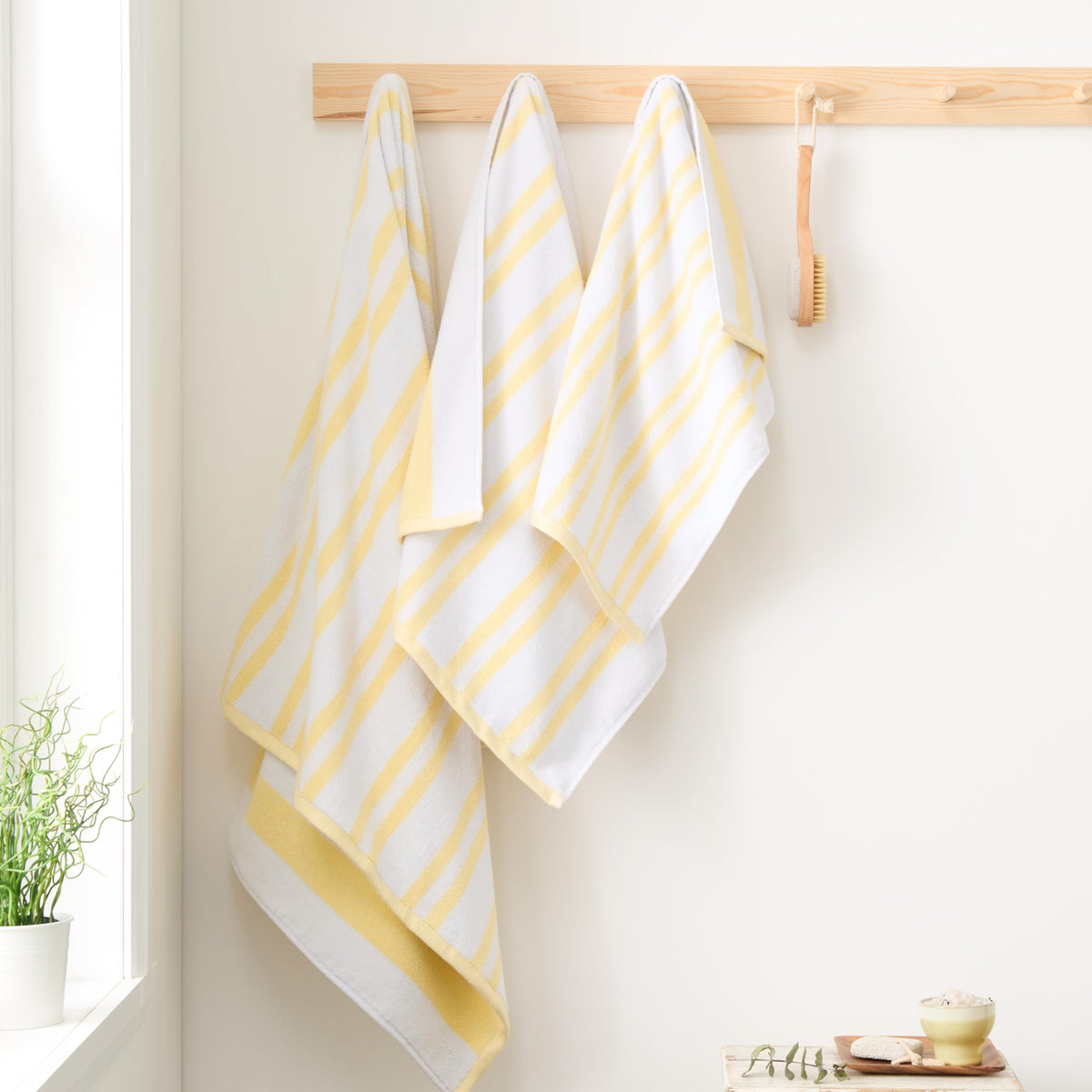 Bianca Reversible Stripe 50x90cm Cotton Jacquard Hand Towel Yellow - image 4