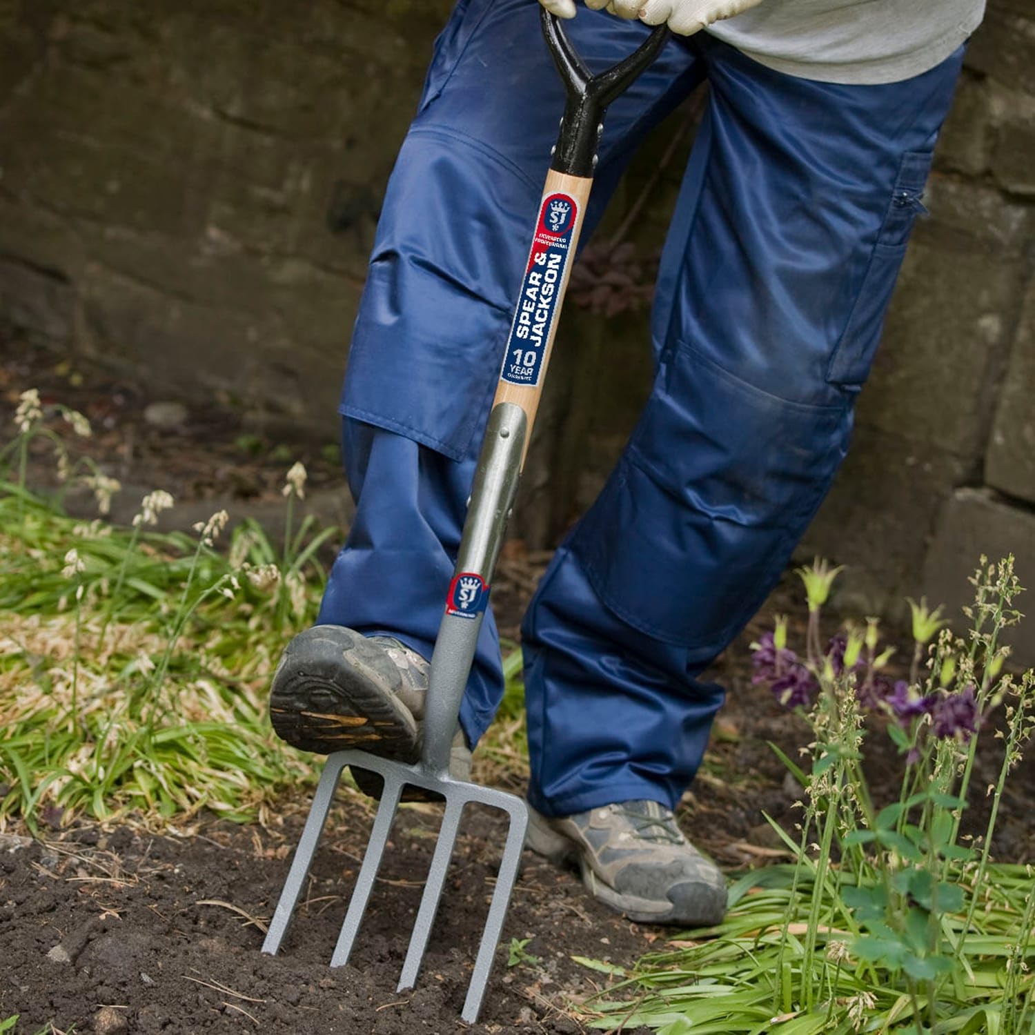 Spear & Jackson Neverbend Professional Carbon Steel Digging Fork - Blue