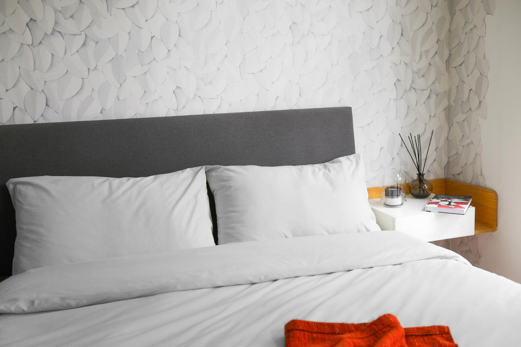 lekka Double Duvet Cover Set – White Easy-Iron Zip-Around Bedding