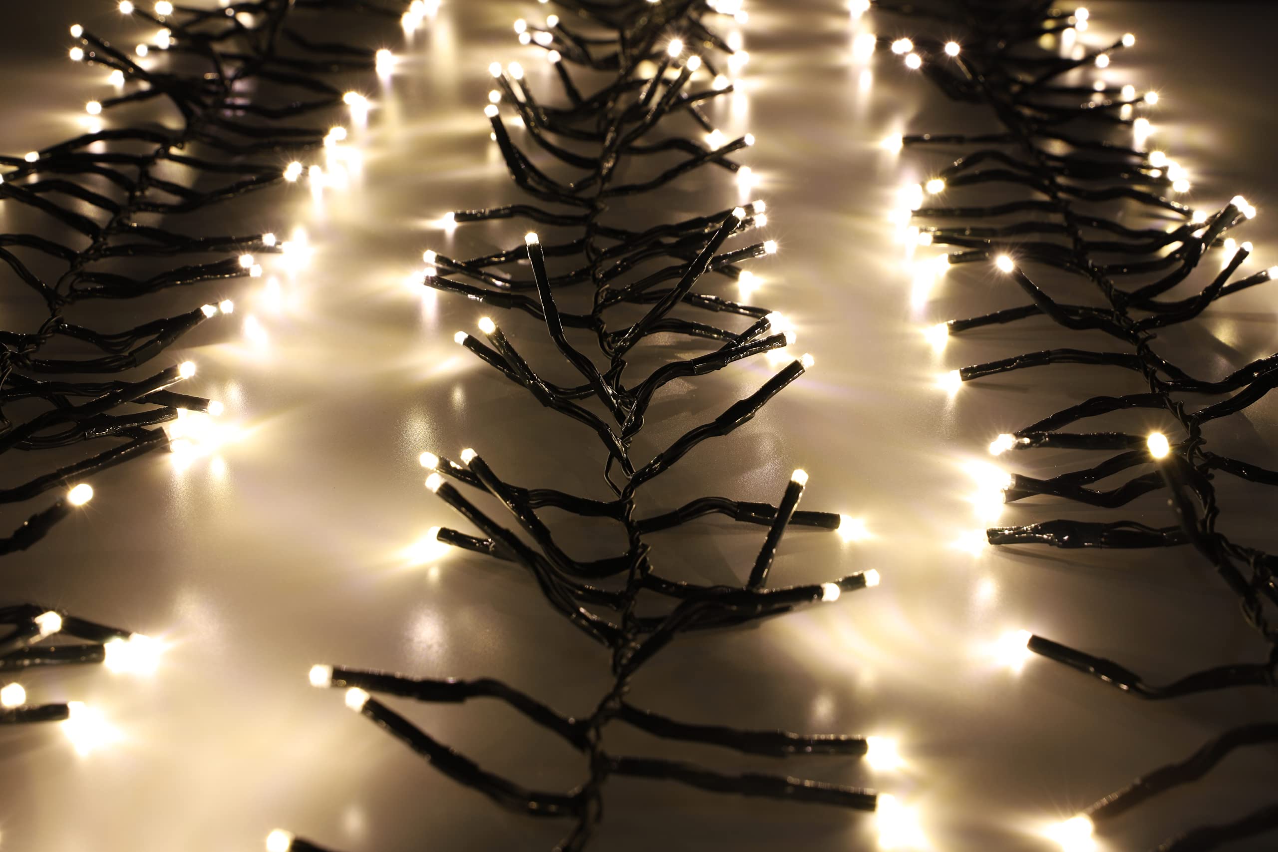 Christmas Concepts 500 LED Cluster Lights - Warm White 6M 8-Function