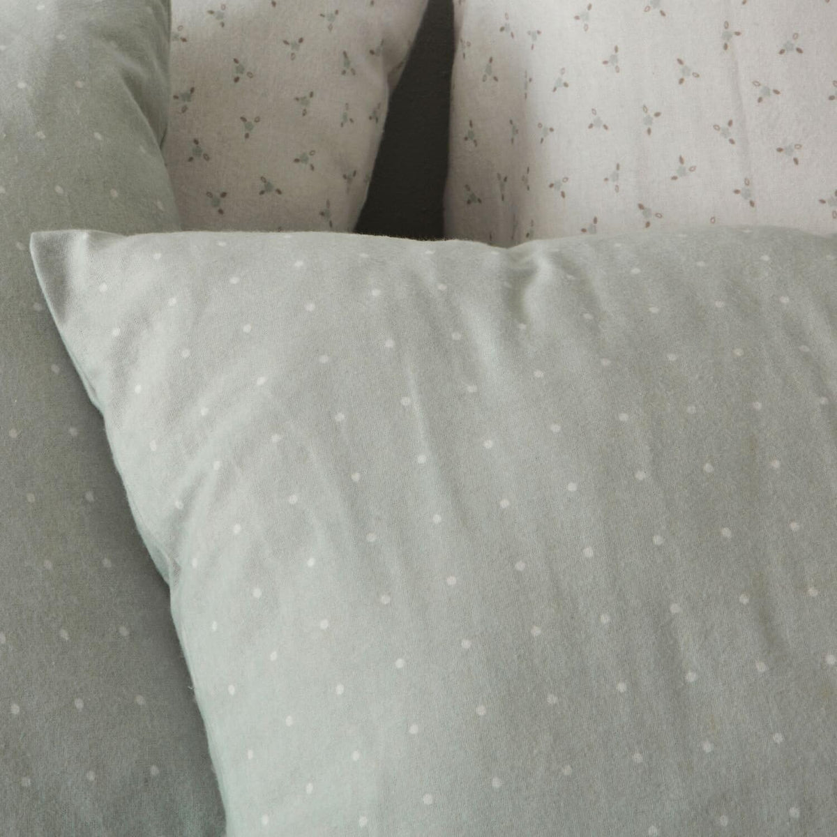 Burrito Blanco | Cotton Flannel Sheets | Bed 105 cm Design 577 | Laurel Color 105x190/200 cm.