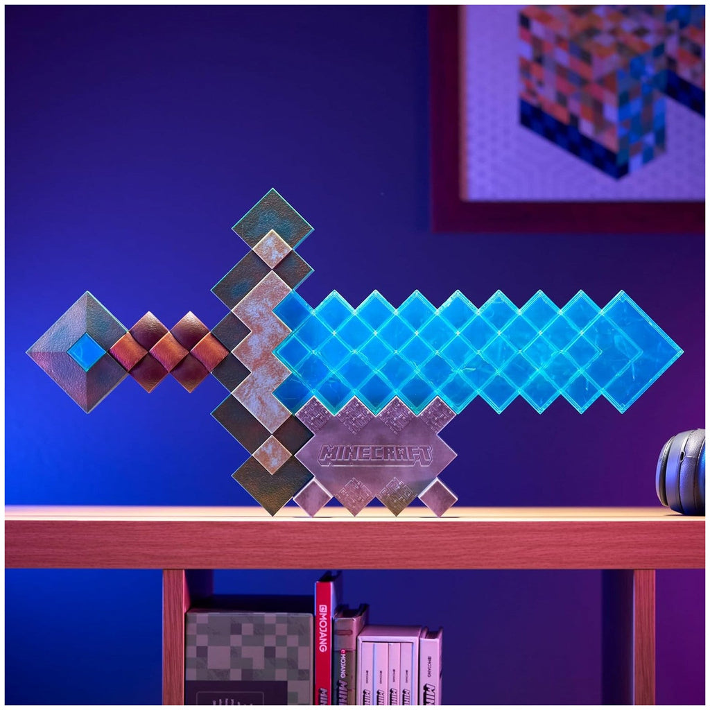 Minecraft Diamond Sword Collector Replica – Noble Collection Display