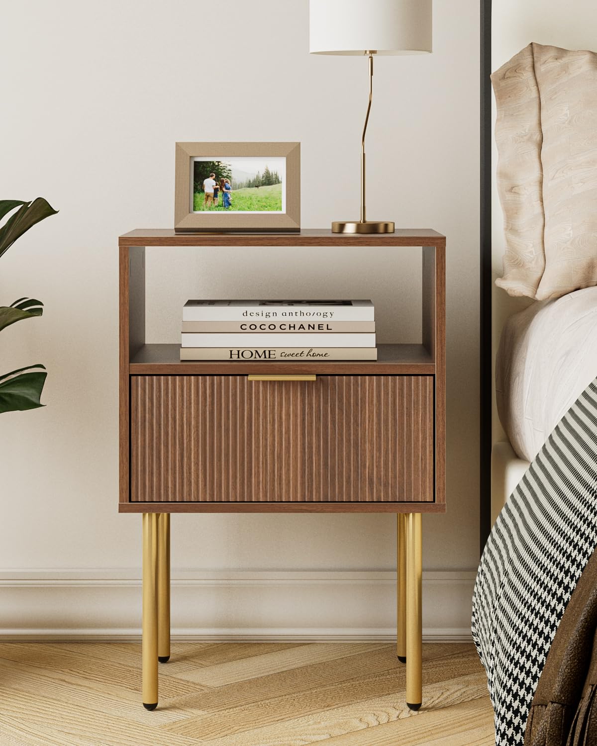 HEYZOEY Modern Boho Bedside Table – Walnut Wood Nightstand with Drawer
