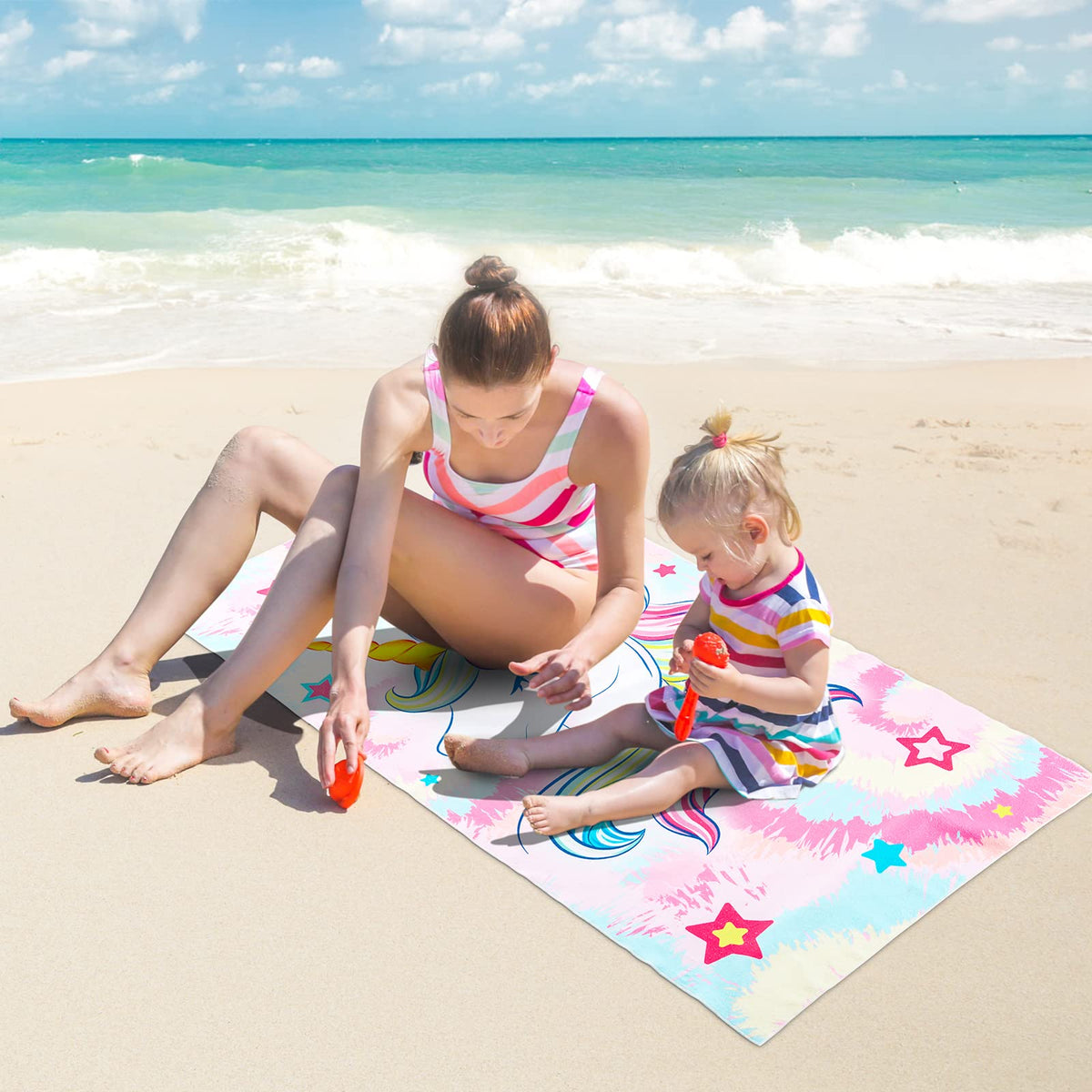 WERNNSAI Unicorn Microfibre Beach Towel for Kids, 76 x 150cm Bath Towel - image 5