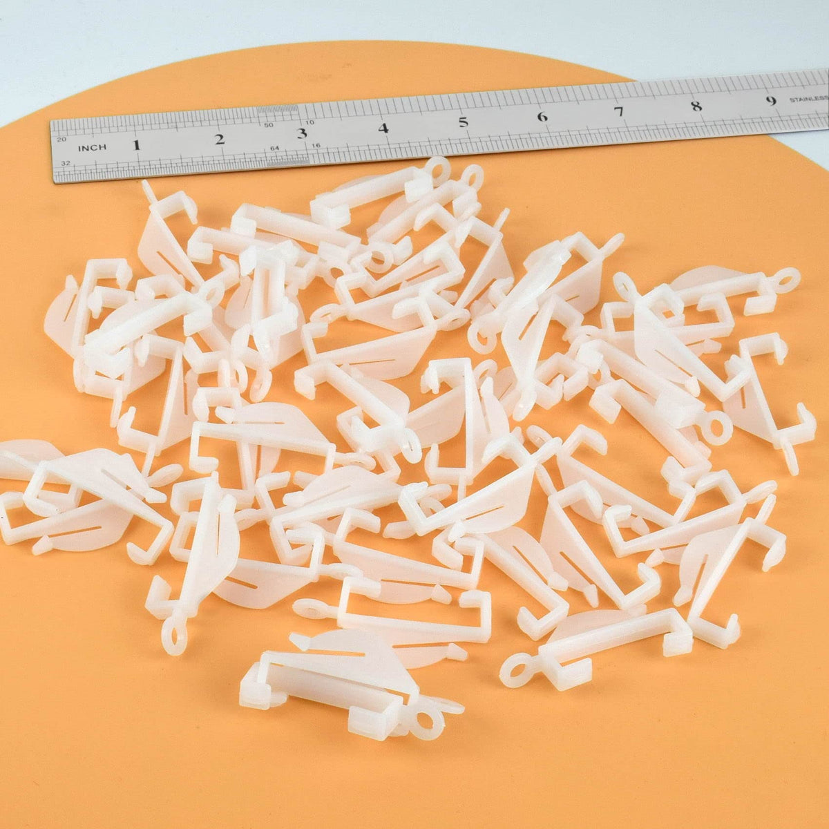 25 Pcs Curtain Hooks, White Plastic Curtain Track Hooks, Rail Gliders Sliding Hook for Shower Curtains, Track Window, Door White 25Pcs